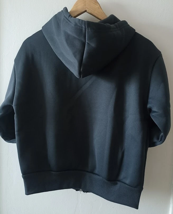 Chaqueta/Sudadera con capucha y cremallera gris, interior de franela suave - NUEVO - Talla M – photo 3